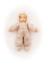 Baby mit beige meliertem Strampelanzug / Größe 4cm